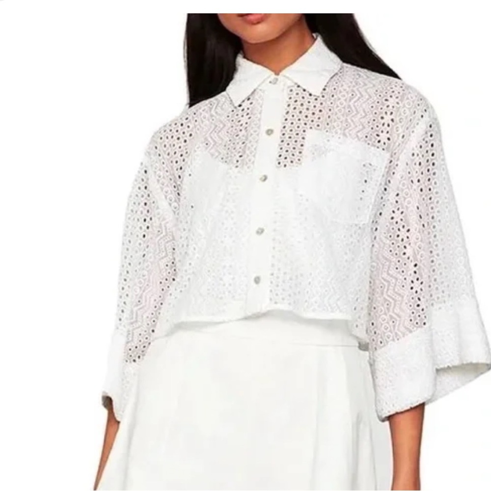 BCBGMaxAzria White Collared Eyelet Button-Down Crop Top Size Medium